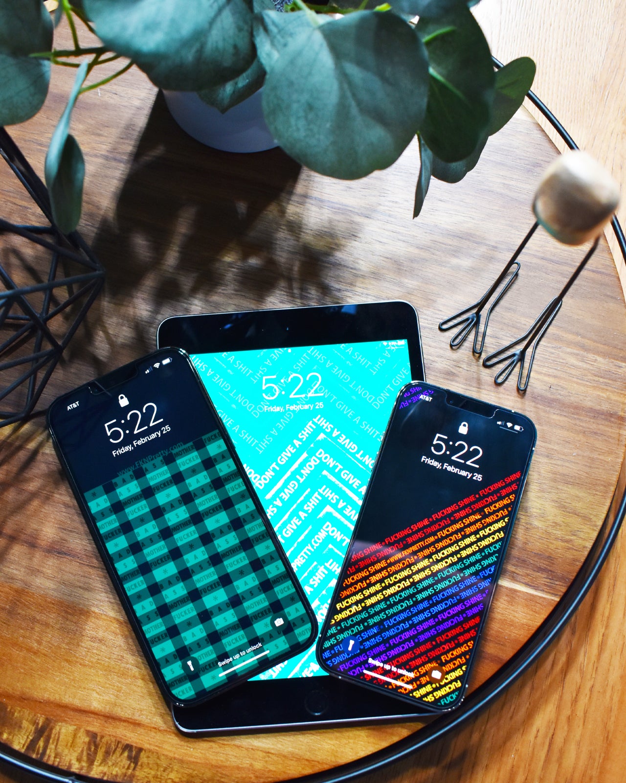 FREEBIE: Phone Wallpapers